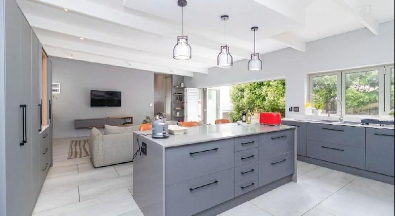 6 Bedroom Property for Sale in Kleinbaai Western Cape